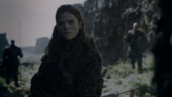 extant_GameOfThrones_4x01-TwoSwords_3511