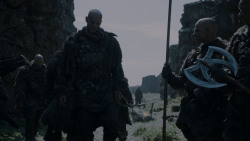 extant_GameOfThrones_4x01-TwoSwords_3514