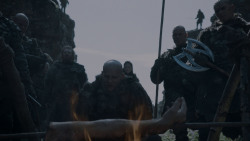 extant_GameOfThrones_4x01-TwoSwords_3528