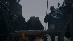 extant_GameOfThrones_4x01-TwoSwords_3531