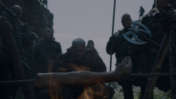 extant_GameOfThrones_4x01-TwoSwords_3534