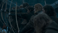 extant_GameOfThrones_4x01-TwoSwords_3545