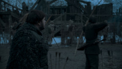 extant_GameOfThrones_4x01-TwoSwords_3549