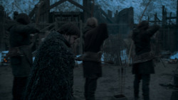 extant_GameOfThrones_4x01-TwoSwords_3554