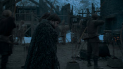 extant_GameOfThrones_4x01-TwoSwords_3556