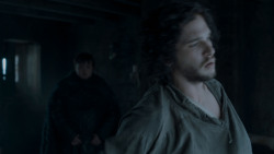 extant_GameOfThrones_4x01-TwoSwords_3582