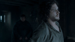 extant_GameOfThrones_4x01-TwoSwords_3583
