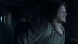 extant_GameOfThrones_4x01-TwoSwords_3585