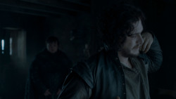 extant_GameOfThrones_4x01-TwoSwords_3594