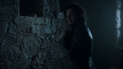 extant_GameOfThrones_4x01-TwoSwords_3657