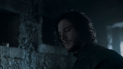 extant_GameOfThrones_4x01-TwoSwords_3671