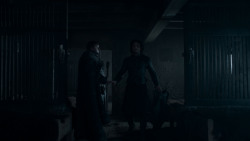 extant_GameOfThrones_4x01-TwoSwords_3682