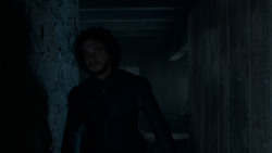 extant_GameOfThrones_4x01-TwoSwords_3691