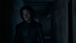 extant_GameOfThrones_4x01-TwoSwords_3692