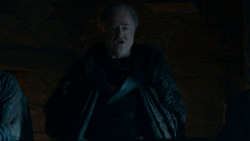 extant_GameOfThrones_4x01-TwoSwords_3697