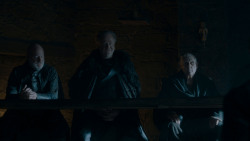 extant_GameOfThrones_4x01-TwoSwords_3719