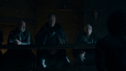 extant_GameOfThrones_4x01-TwoSwords_3724