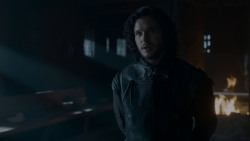 extant_GameOfThrones_4x01-TwoSwords_3742
