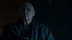 extant_GameOfThrones_4x01-TwoSwords_3763