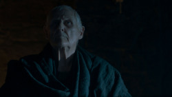 extant_GameOfThrones_4x01-TwoSwords_3764