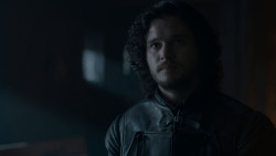 extant_GameOfThrones_4x01-TwoSwords_3768