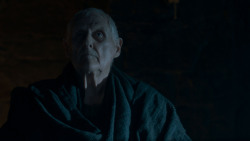 extant_GameOfThrones_4x01-TwoSwords_3775