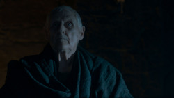 extant_GameOfThrones_4x01-TwoSwords_3776