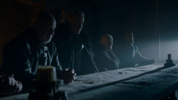 extant_GameOfThrones_4x01-TwoSwords_3801