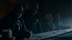 extant_GameOfThrones_4x01-TwoSwords_3843