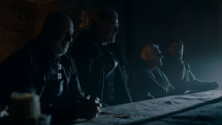 extant_GameOfThrones_4x01-TwoSwords_3845