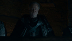 extant_GameOfThrones_4x01-TwoSwords_3851