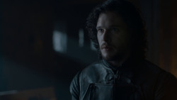 extant_GameOfThrones_4x01-TwoSwords_3858