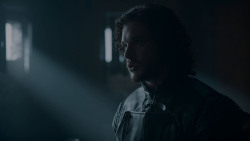 extant_GameOfThrones_4x01-TwoSwords_3887