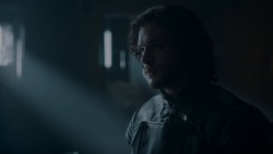 extant_GameOfThrones_4x01-TwoSwords_3898