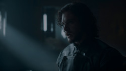 extant_GameOfThrones_4x01-TwoSwords_3903