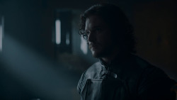 extant_GameOfThrones_4x01-TwoSwords_3908