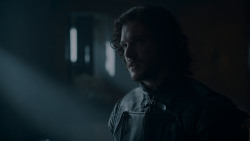 extant_GameOfThrones_4x01-TwoSwords_3916