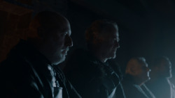 extant_GameOfThrones_4x01-TwoSwords_3933