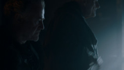 extant_GameOfThrones_4x01-TwoSwords_3979