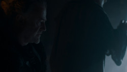 extant_GameOfThrones_4x01-TwoSwords_3981