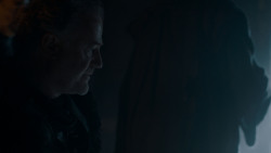 extant_GameOfThrones_4x01-TwoSwords_3985