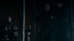 extant_GameOfThrones_4x01-TwoSwords_3996