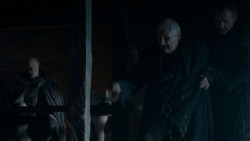 extant_GameOfThrones_4x01-TwoSwords_4006