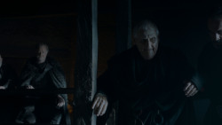 extant_GameOfThrones_4x01-TwoSwords_4014