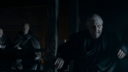 extant_GameOfThrones_4x01-TwoSwords_4015