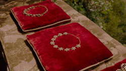 extant_GameOfThrones_4x01-TwoSwords_4022