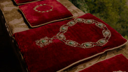 extant_GameOfThrones_4x01-TwoSwords_4027
