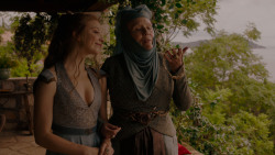 extant_GameOfThrones_4x01-TwoSwords_4037