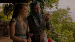 extant_GameOfThrones_4x01-TwoSwords_4038
