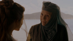 extant_GameOfThrones_4x01-TwoSwords_4050
